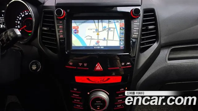 KG_Mobility_Ssangyong TIBOLI 2017 thumb 12