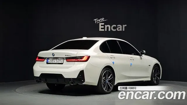 BMW 3 серии 2023 thumb 2