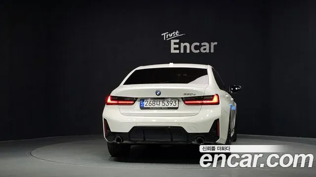 BMW 3 серии 2023 thumb 4