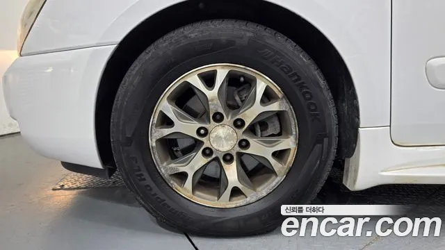 Kia Carnival 2014 thumb 5