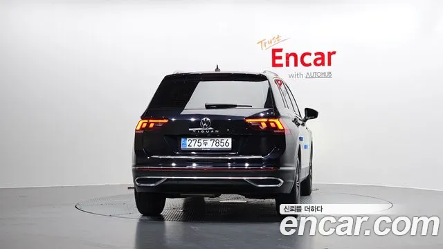 Volkswagen Tiguan 2022 thumb 4