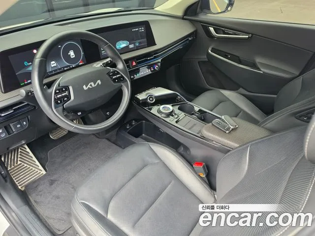 Kia EV6 2023 thumb 10