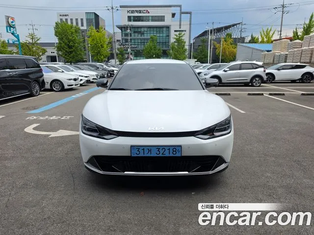 Kia EV6 2023 thumb 11