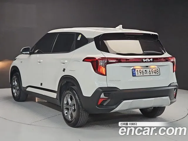 Kia Seltos 2024 thumb 4