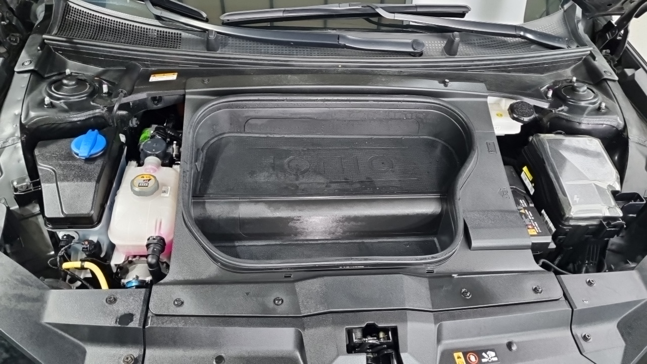 Hyundai IONIQ 6 2022 thumb 6