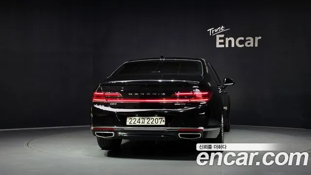 Genesis G90 2019 thumb 4