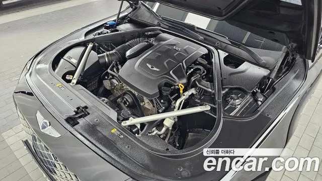 Genesis G90 2019 thumb 6