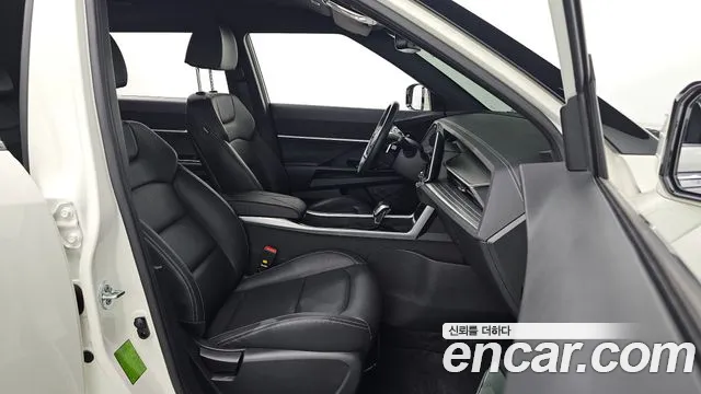 KG_Mobility_Ssangyong Torres 2022 thumb 10