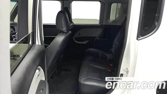 Kia Ray 2014 thumb 10