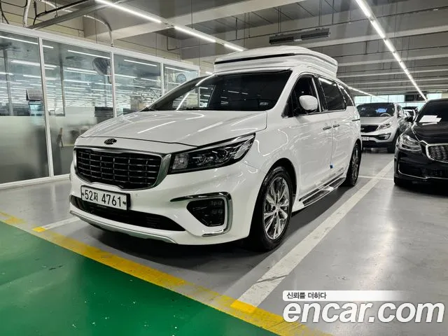 Kia Carnival 2019 thumb 3