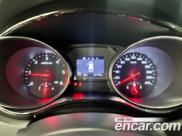 Kia Carnival 2019 thumb 10