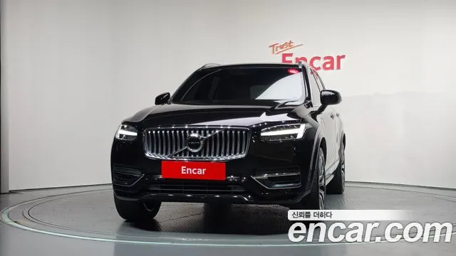 Volvo XC90 2021 thumb 3