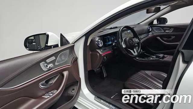 Mercedes-Benz CLS-Class 2020 thumb 9