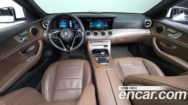 Mercedes-Benz E-Класс 2021 thumb 6