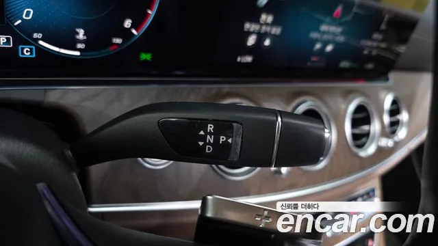 Mercedes-Benz E-Класс 2021 thumb 8