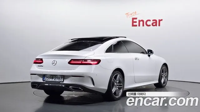 Mercedes-Benz E-Класс 2018 thumb 2