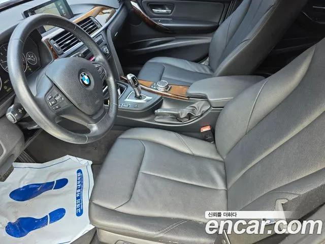 BMW 3 серии 2015 thumb 8