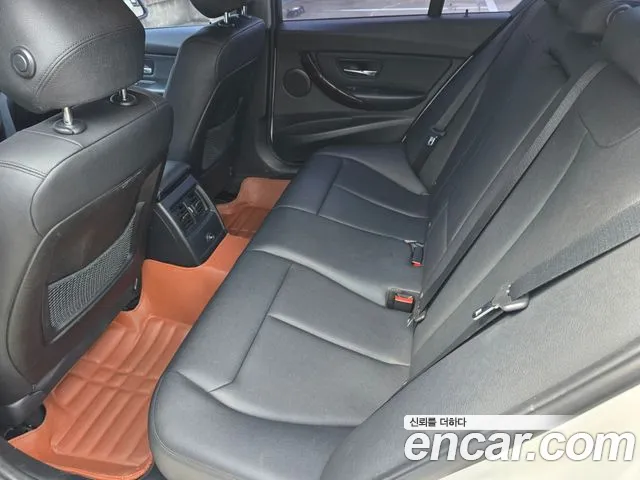 BMW 3 серии 2015 thumb 9