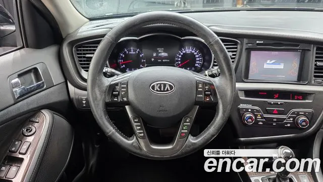 Kia K5 2010 thumb 12