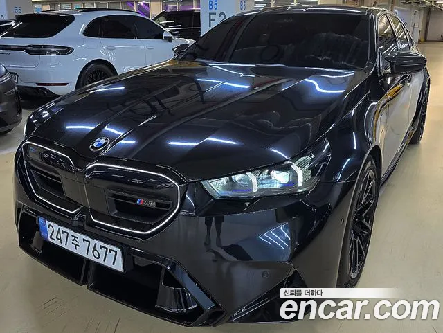 BMW M5 2025 thumb 2