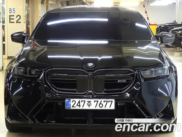 BMW M5 2025 thumb 6