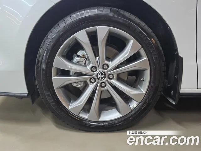 Toyota Sienna 2025 thumb 5