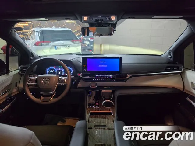 Toyota Sienna 2025 thumb 7