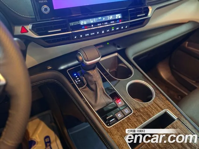 Toyota Sienna 2025 thumb 9
