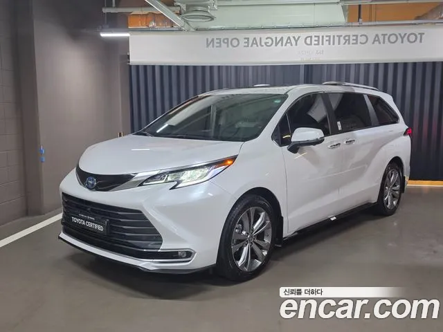 Toyota Sienna 2025 thumb 12