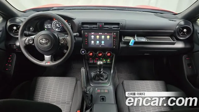 Toyota GT86 2024 thumb 7