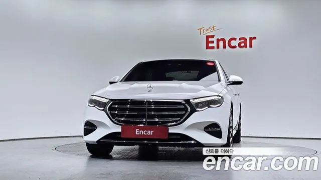 Mercedes-Benz E-Класс 2025 thumb 3