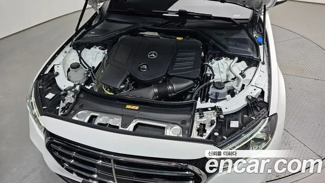 Mercedes-Benz E-Класс 2025 thumb 6