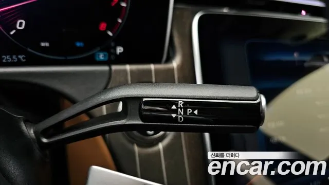 Mercedes-Benz E-Класс 2025 thumb 9