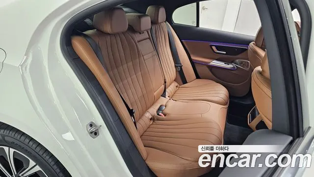 Mercedes-Benz E-Класс 2025 thumb 11