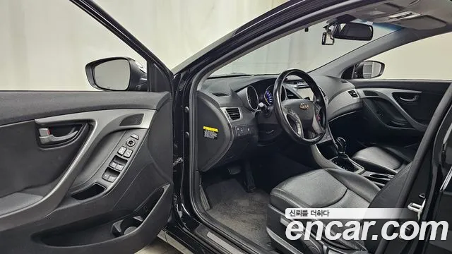 Hyundai Avante 2014 thumb 9