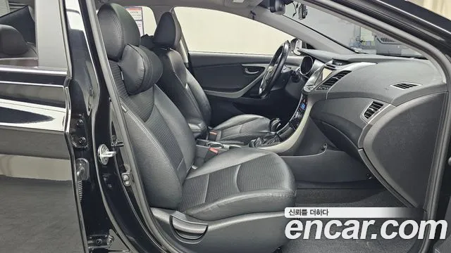 Hyundai Avante 2014 thumb 10