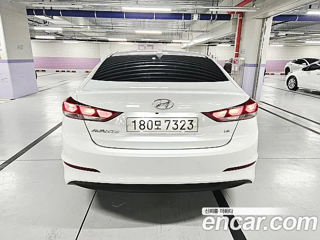 Hyundai Avante 2017 thumb 7