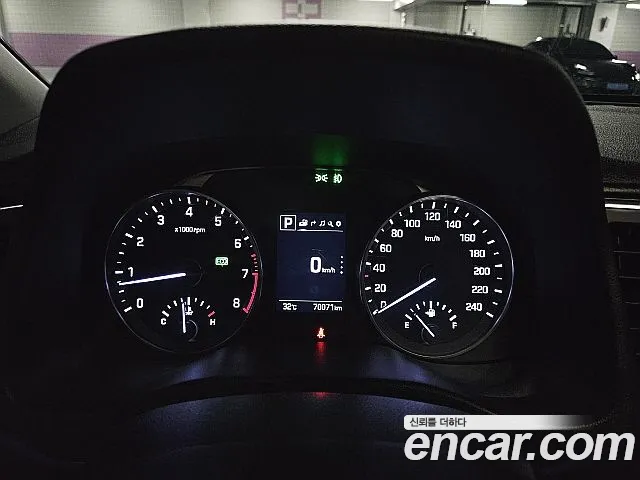 Hyundai Avante 2017 thumb 10