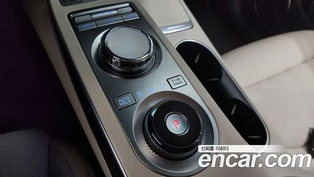 Genesis GV70 2021 thumb 9