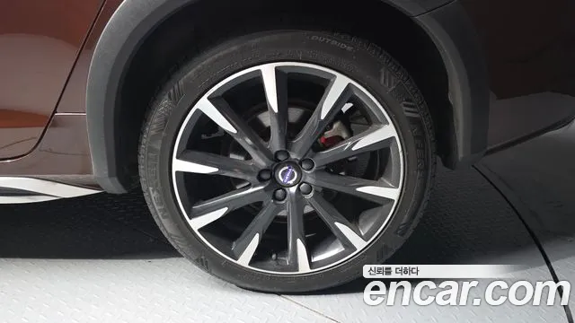 Volvo V60 2015 thumb 5