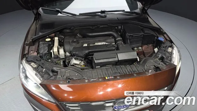 Volvo V60 2015 thumb 6