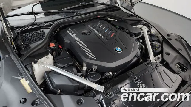 BMW Z4 2019 thumb 5