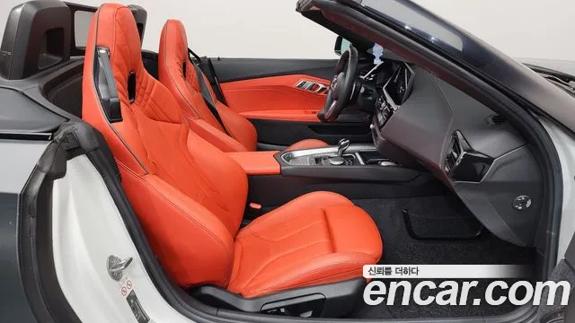 BMW Z4 2019 thumb 9