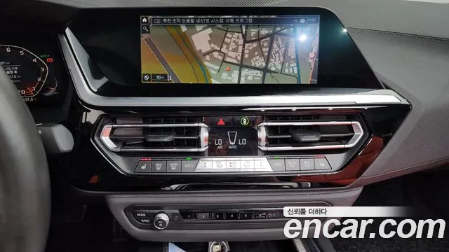 BMW Z4 2019 thumb 10