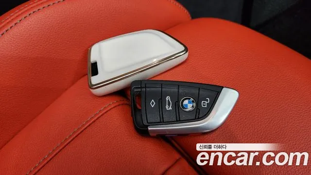 BMW Z4 2019 thumb 12