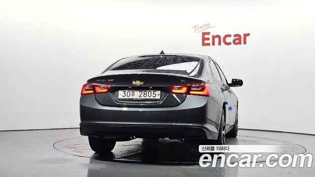 Chevrolet Malibu 2018 thumb 4