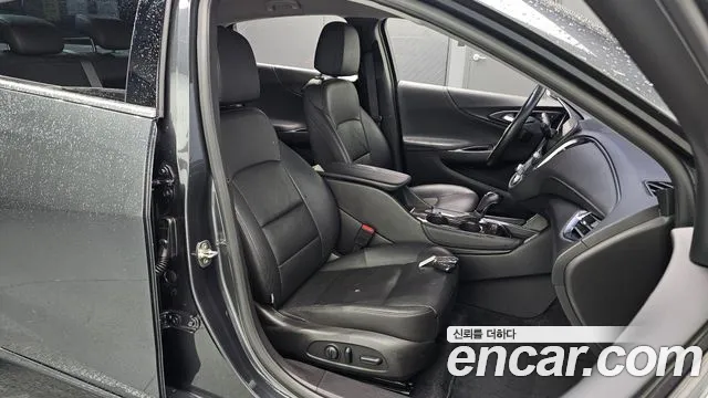 Chevrolet Malibu 2018 thumb 12