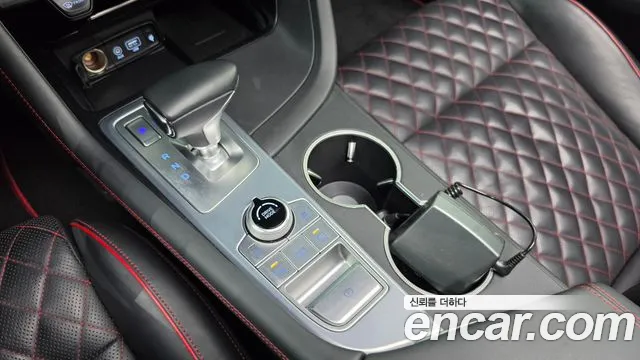 Genesis G70 2019 thumb 9