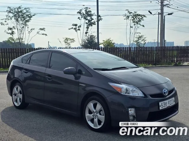 Toyota Prius 2010 thumb 3