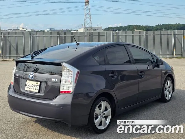 Toyota Prius 2010 thumb 4